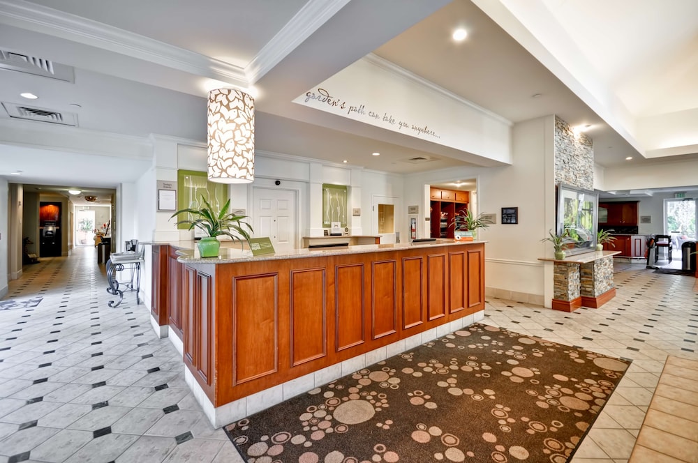 Hilton Garden Inn Tampa North Busch Gardens - photo 4