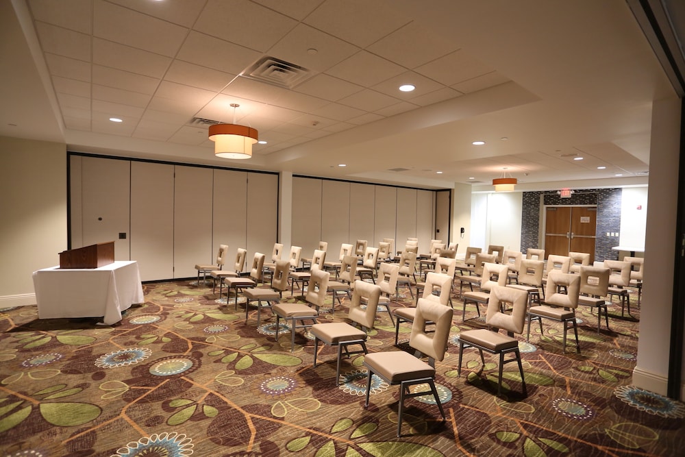 Holiday Inn Morgantown University Area by IHG - photo 42