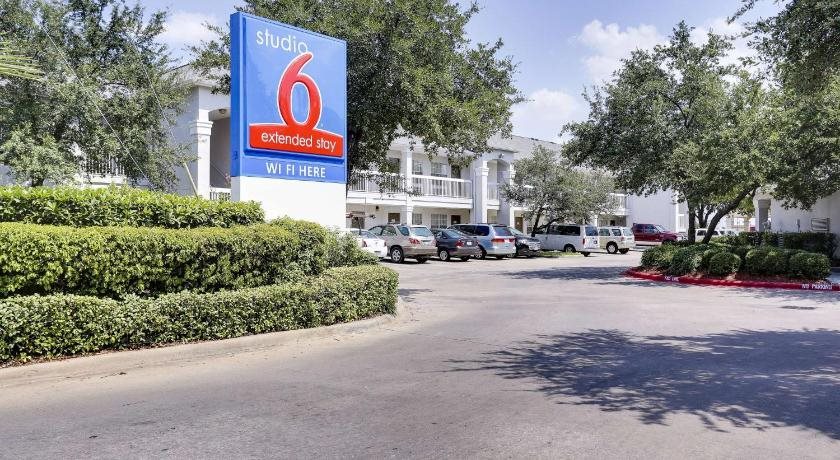 Studio 6 Houston Spring - last minute hotel in Houston