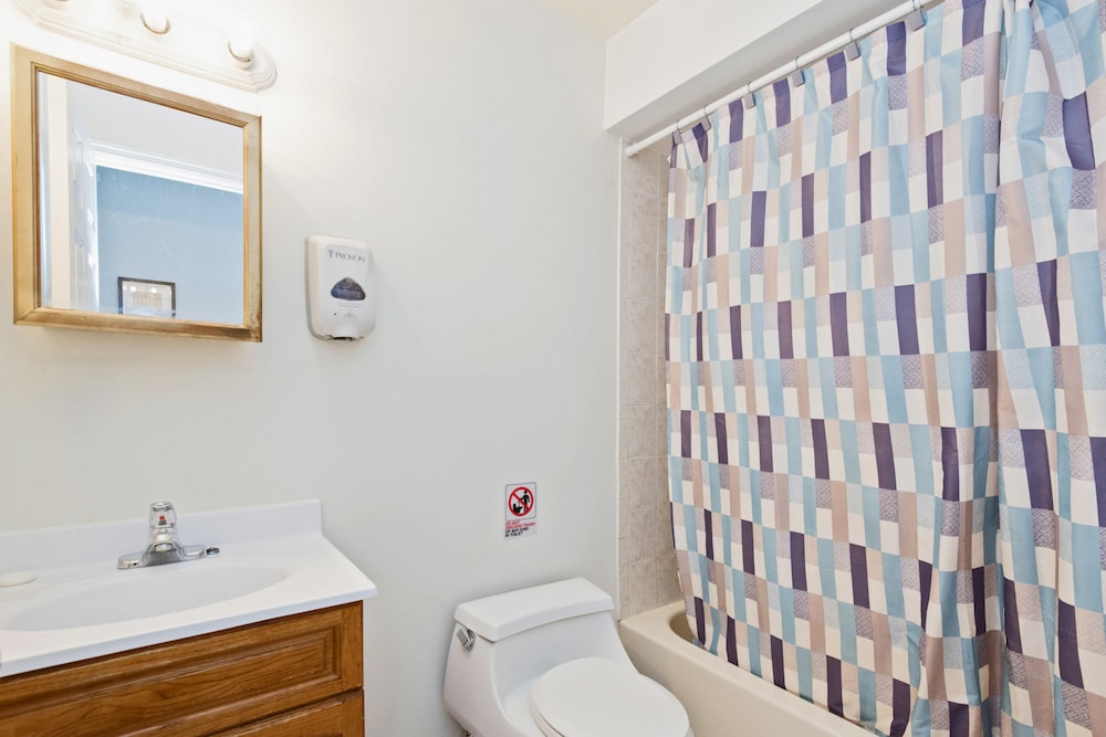 Racpanos Modern Stay on Forrest Street - photo 72