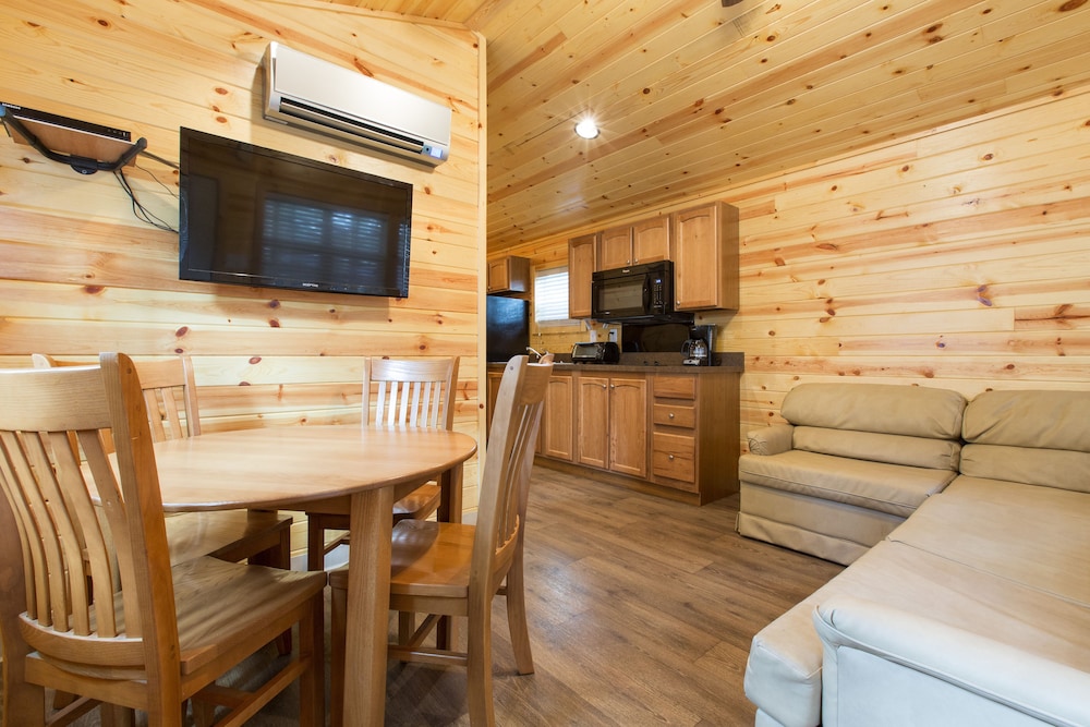 Jellystone Park TM of Western New York in Buffalo, United States