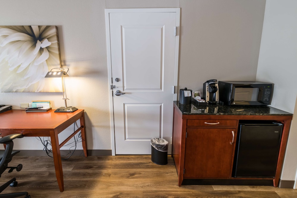 Hilton Garden Inn Bowling Green - photo 14