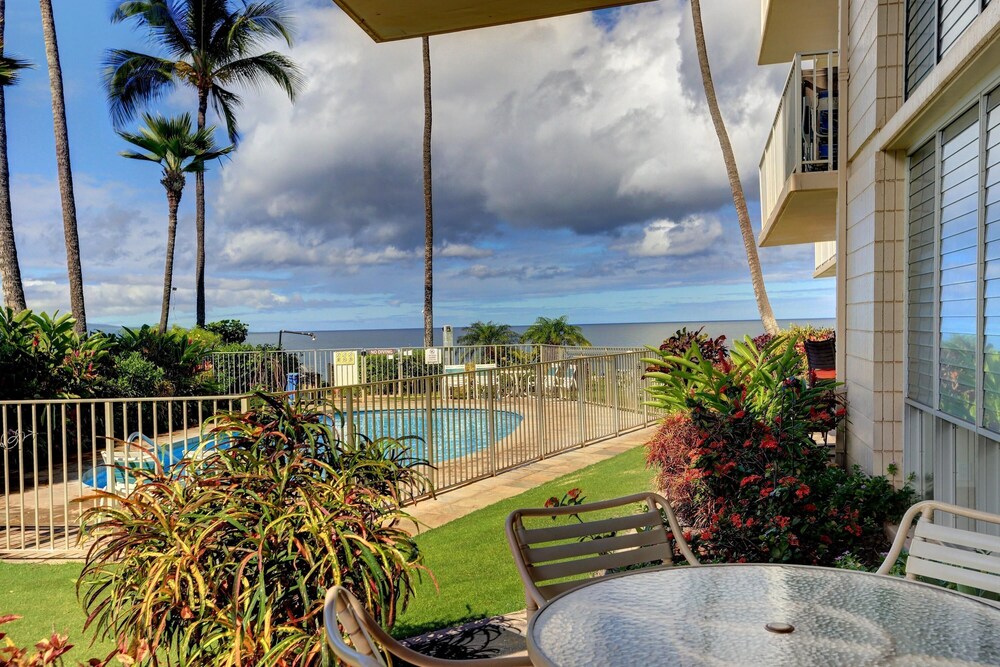 Kamaole Nalu #104 by Ali’i Resorts in Kihei, United States