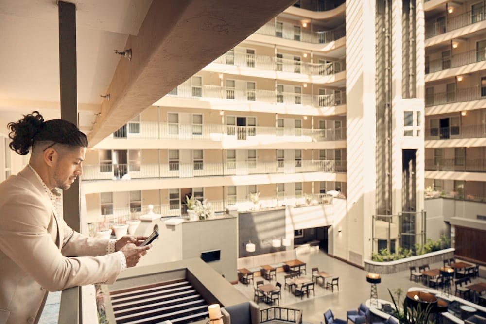 Embassy Suites by Hilton Los Angeles Downey - photo 86