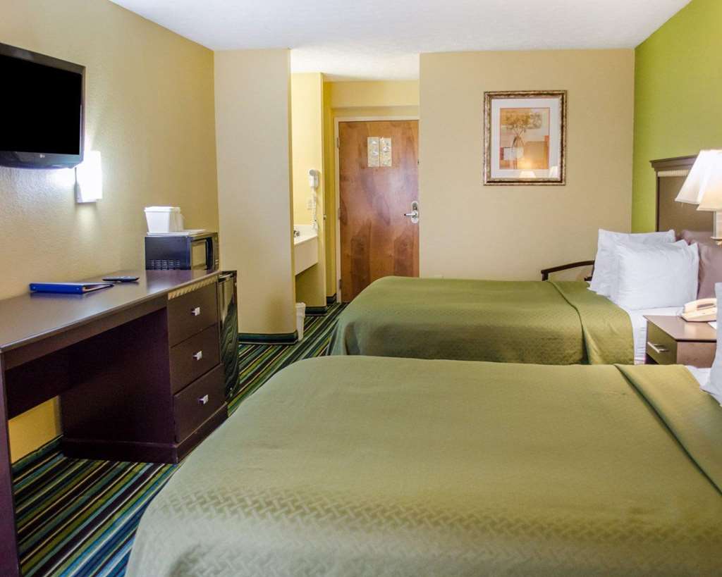 Quality Inn & Suites Medina Akron West - photo 12