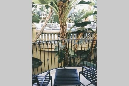Downtown Resort Style Unit 2O - photo 3