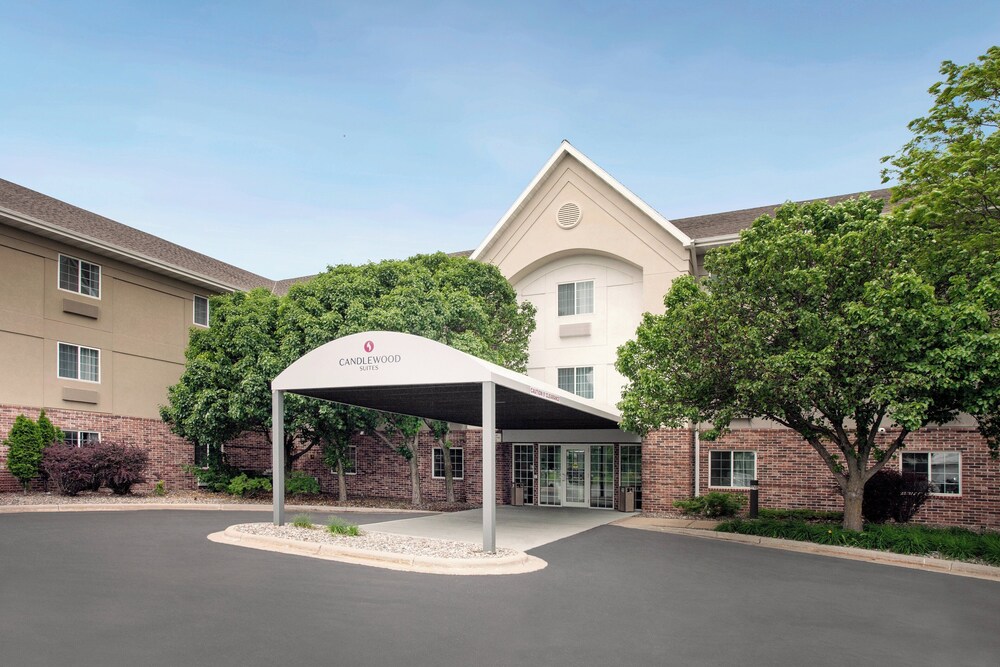 Candlewood Suites Appleton by IHG - photo 28