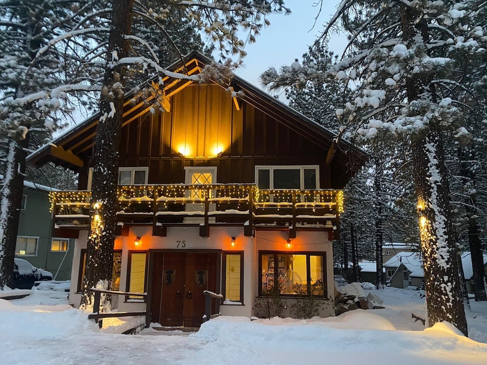 The Mammoth Inn - featured photo