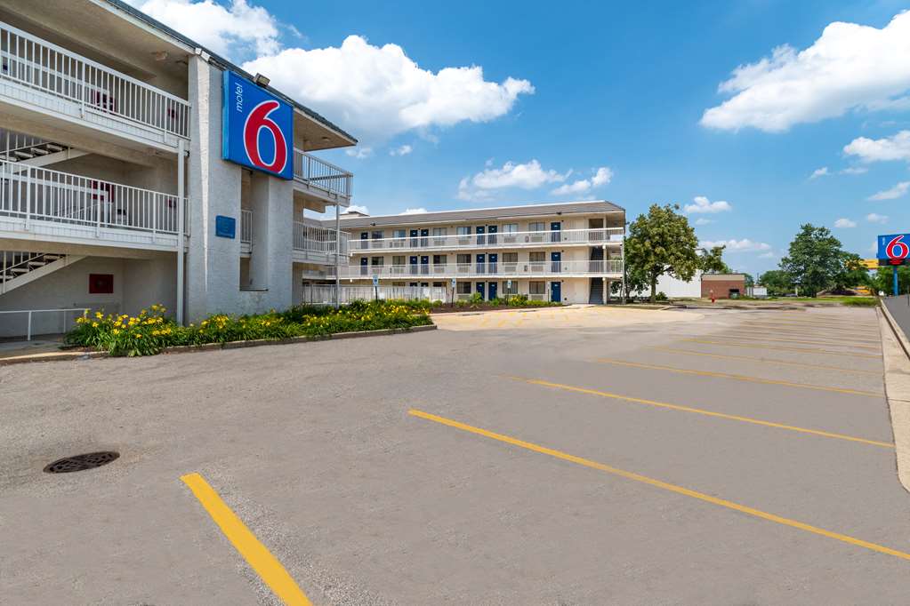 Motel 6 Rolling Meadows IL Chicago Northwest - featured photo