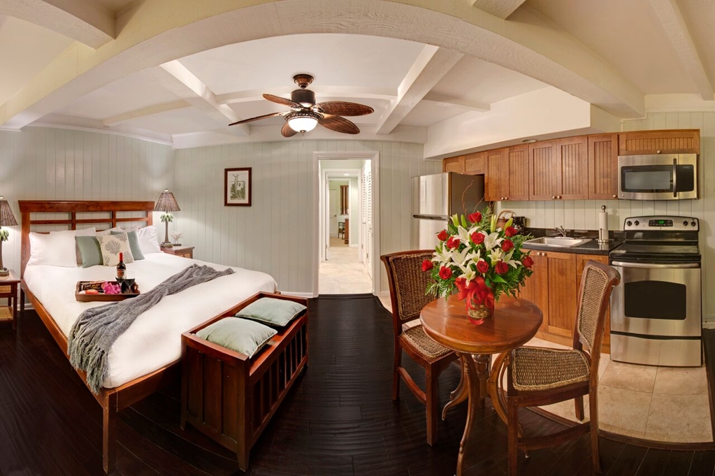 Coconut Palm Inn - photo 28