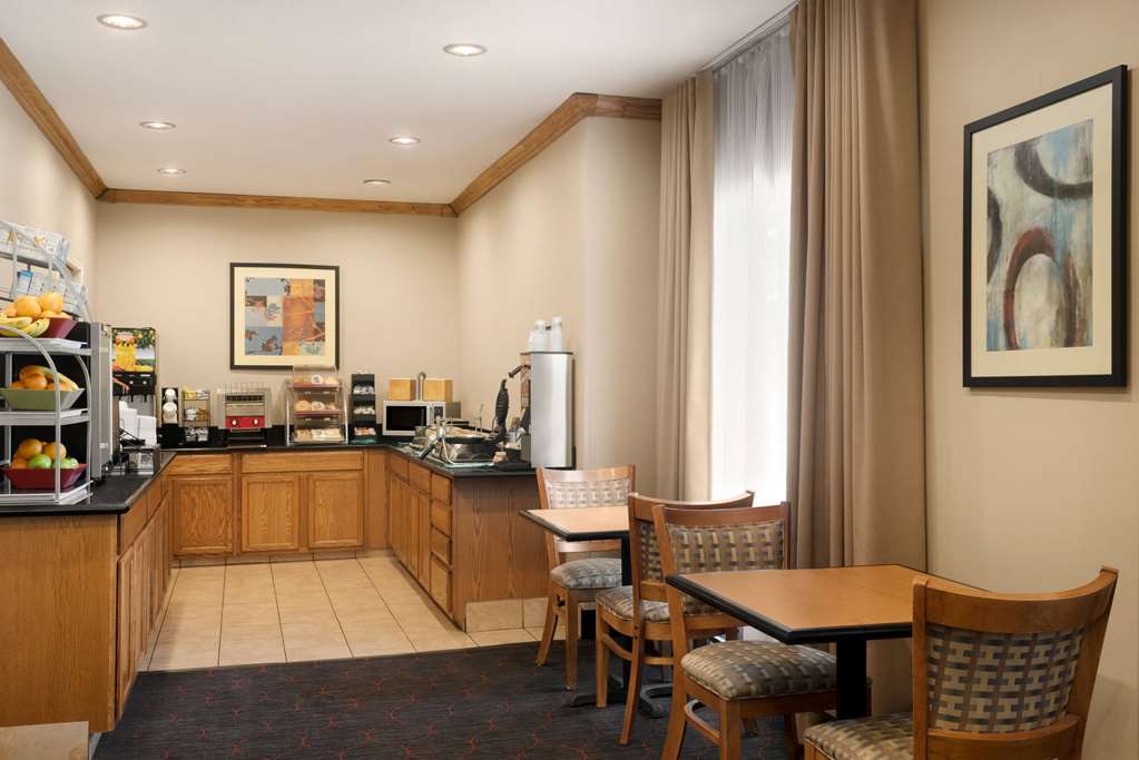 Hawthorn Extended Stay by Wyndham Decatur - photo 35