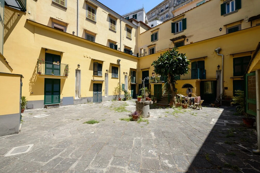 Casetta Megaride — 4-Star Luxury Hotel in Naples, Italy