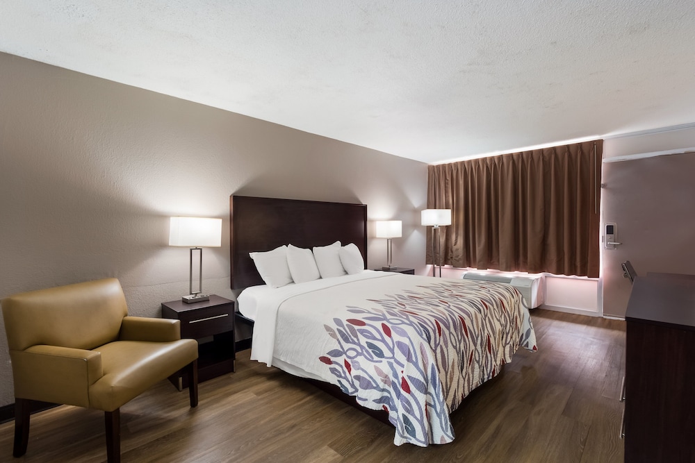 Red Roof Inn Columbia SC Airport - photo 12
