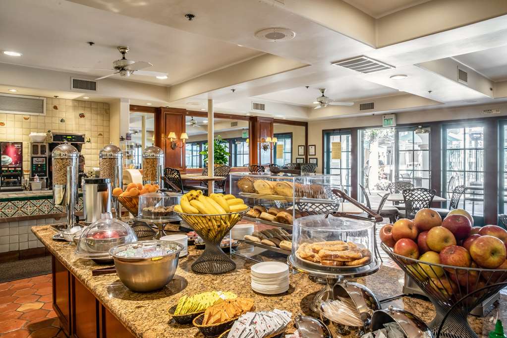 Quality Suites Downtown San Luis Obispo - photo 42
