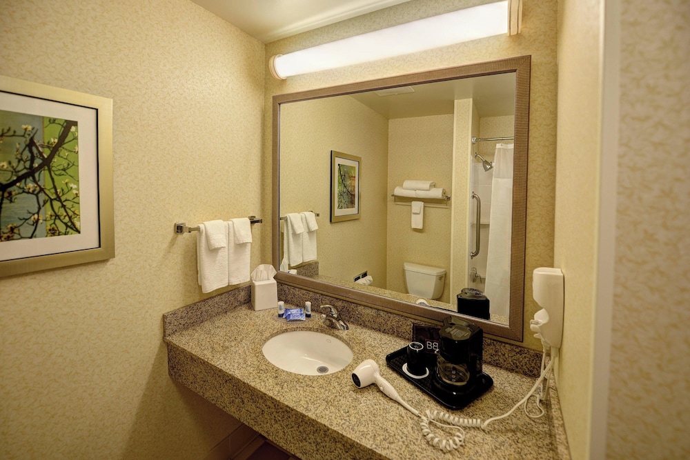 Fairfield Inn & Suites by Marriott Wausau - photo 10