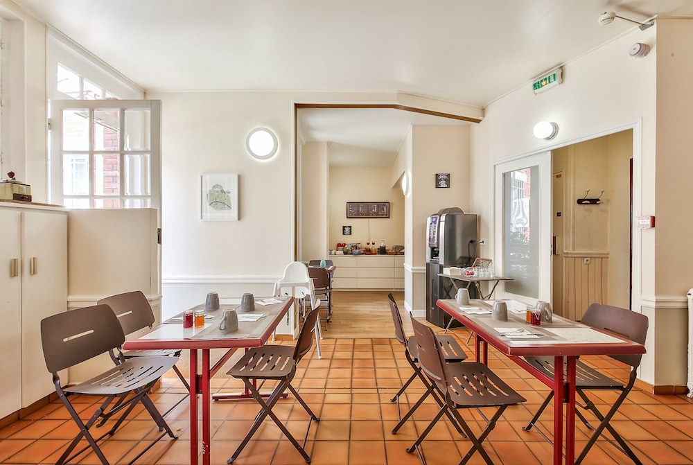 מזון ומשקאות