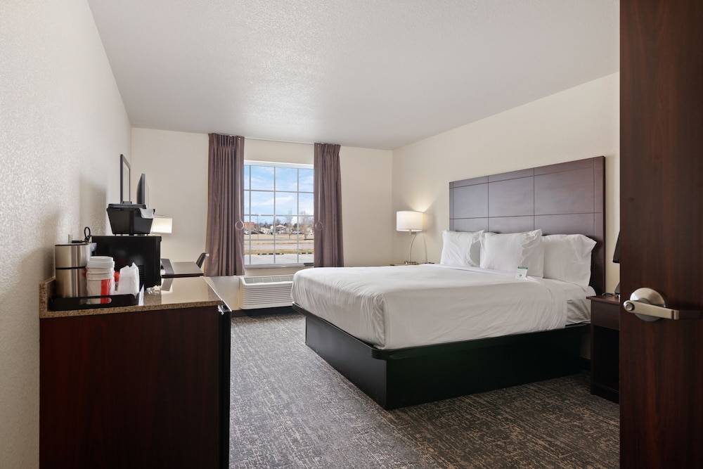 Cobblestone Inn & Suites Yuma - photo 26