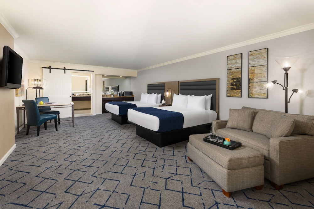 Kimpton Miralina Resort & Villas by IHG - photo 11