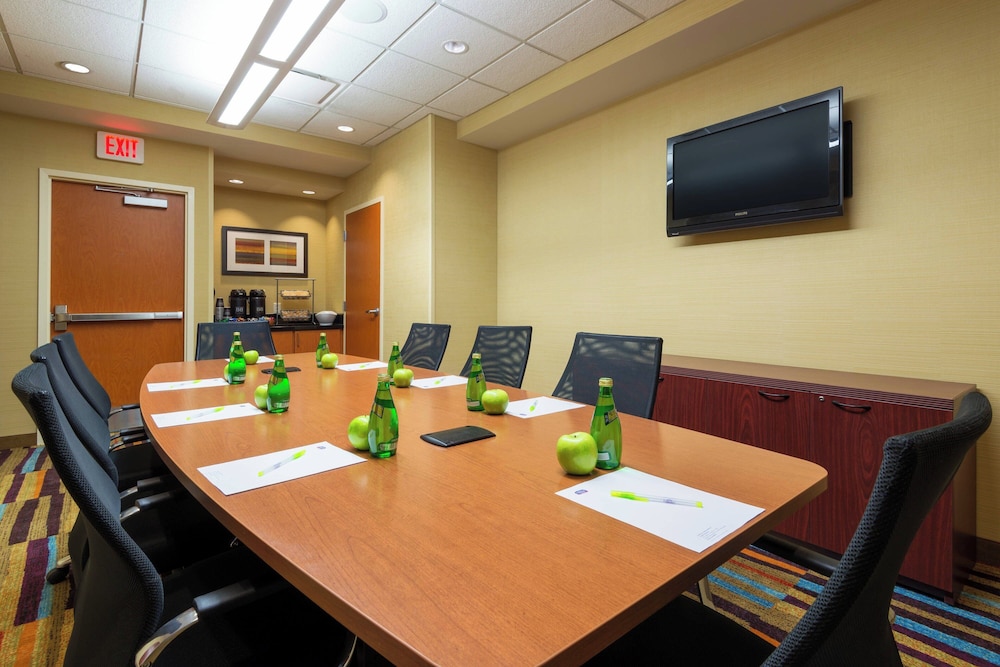 Fairfield Inn & Suites by Marriott Louisville Downtown - photo 24