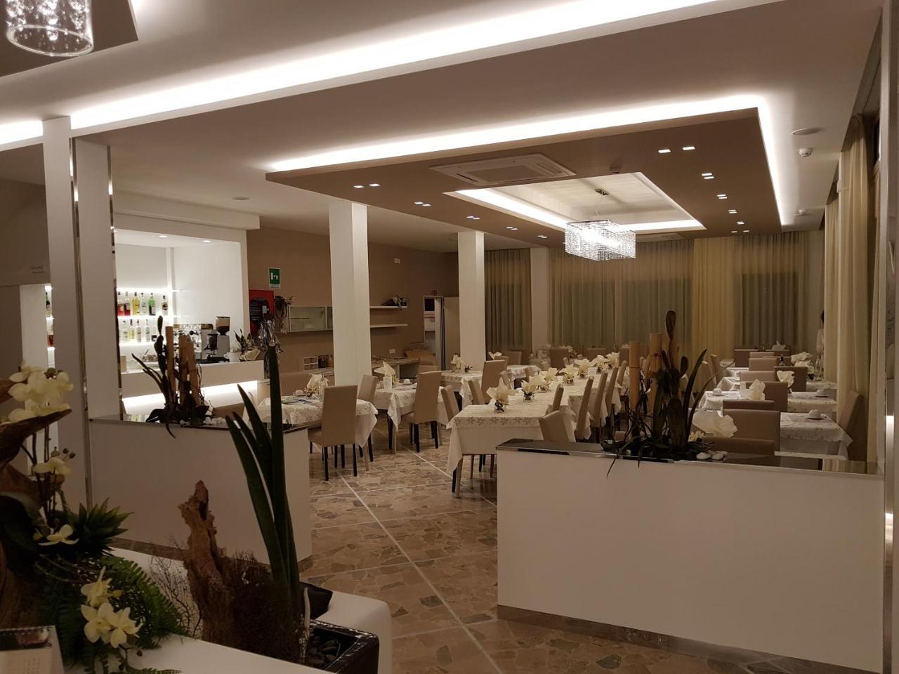 Hotel Solemare — Cesenatico — photo 3