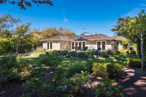 3757 Garden House Sanctuary home — 4-Star Luxury Hotel in Carmel, United States