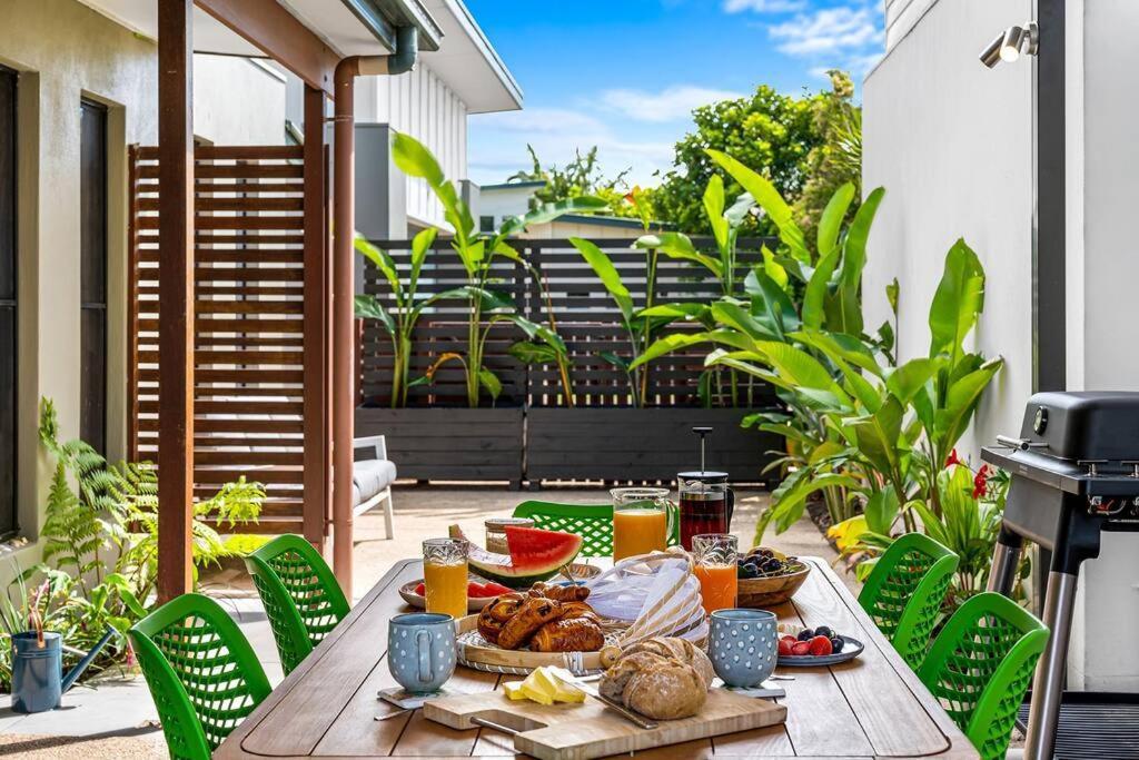 Little Fern House — 4-Star Luxury Hotel in Sunshine Coast, Australia