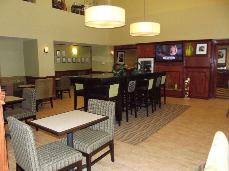Hampton Inn & Suites Gainesville - photo 68