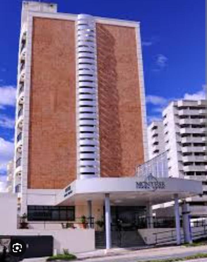 Flat Montese Tower Resende Refúgio na Serra da Mantiqueira Próximo à AMAN e Penedo — 4-Star Luxury Hotel in Resende, Brasil