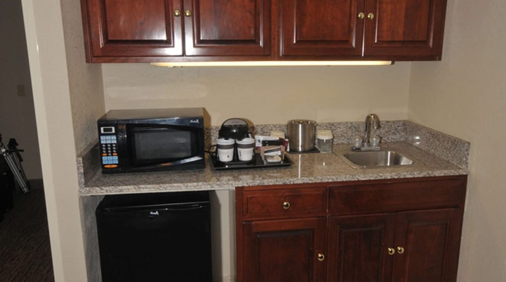 DoubleTree by Hilton Hotel Rocky Mount - photo 41