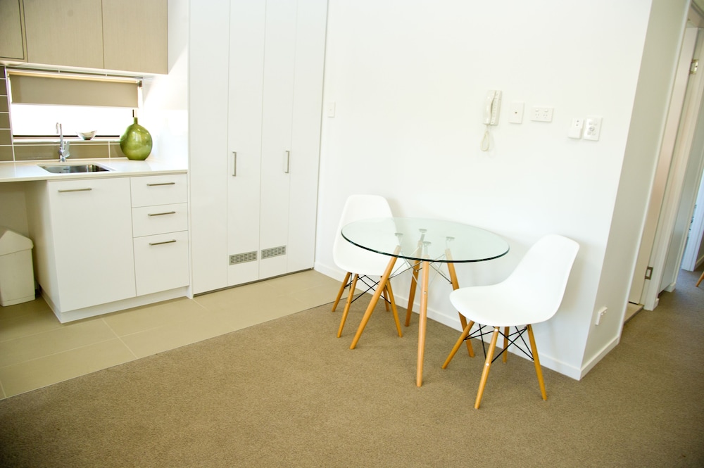Jacana Apartments — Townsville — photo 3