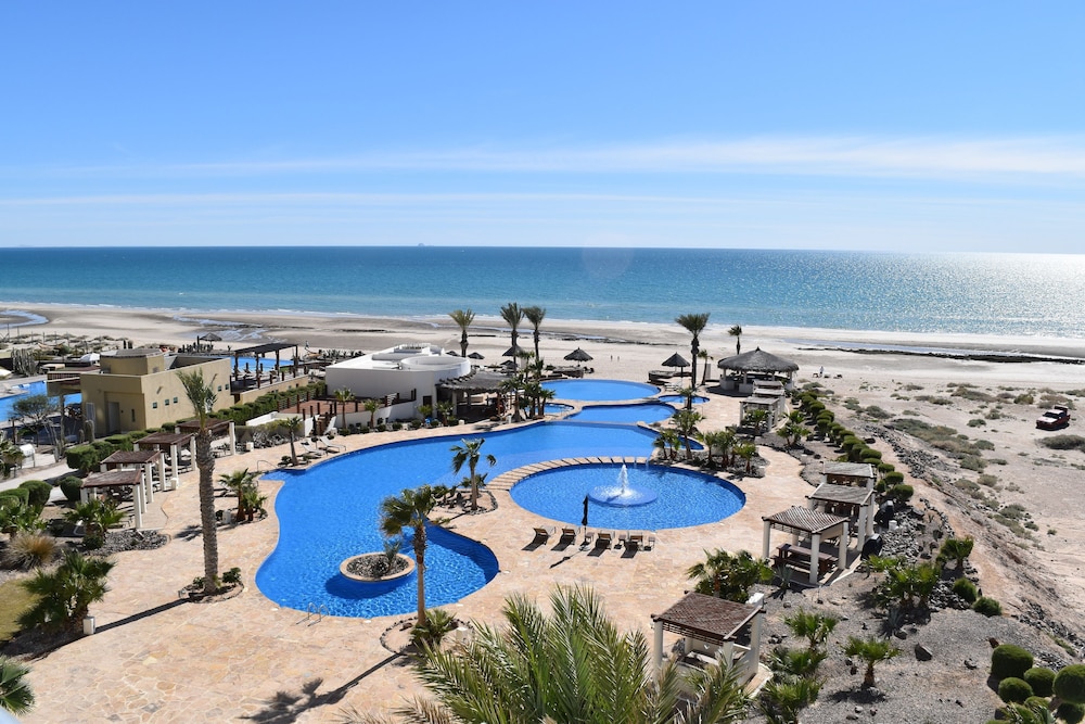 Luna Blanca by Kivoya — 4-Star Luxury Hotel in Puerto Penasco, Mexico