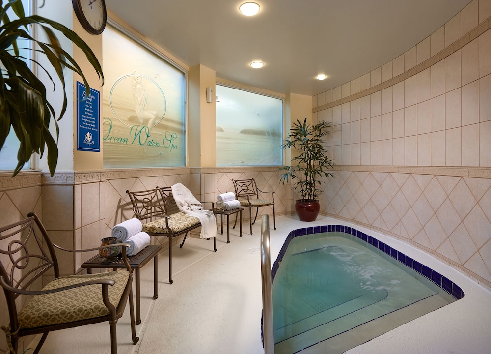 Plaza Resort & Spa - photo 40