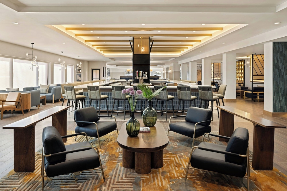 Oshkosh Marriott Waterfront Hotel & Convention Center — 4-Star Luxury Hotel in Oshkosh, United States