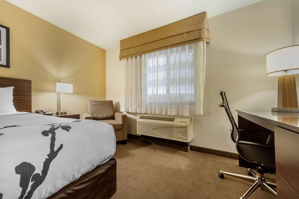 Sleep Inn & Suites Grand Forks Near Alerus Center - photo 20