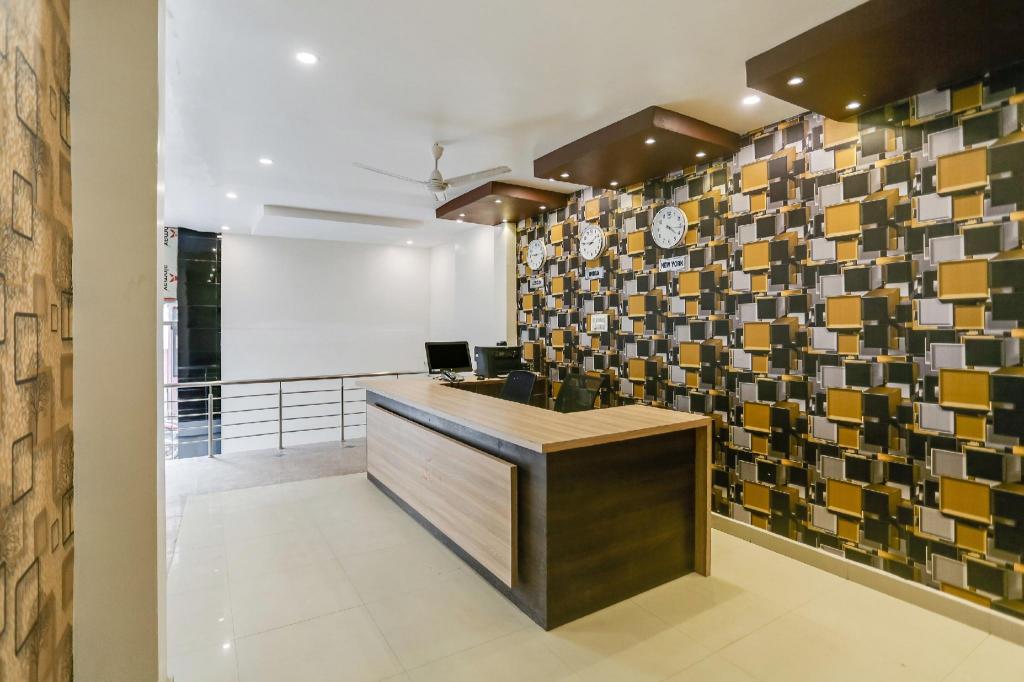 Roomshala 036 Hotel Orlov — Noida — photo 4