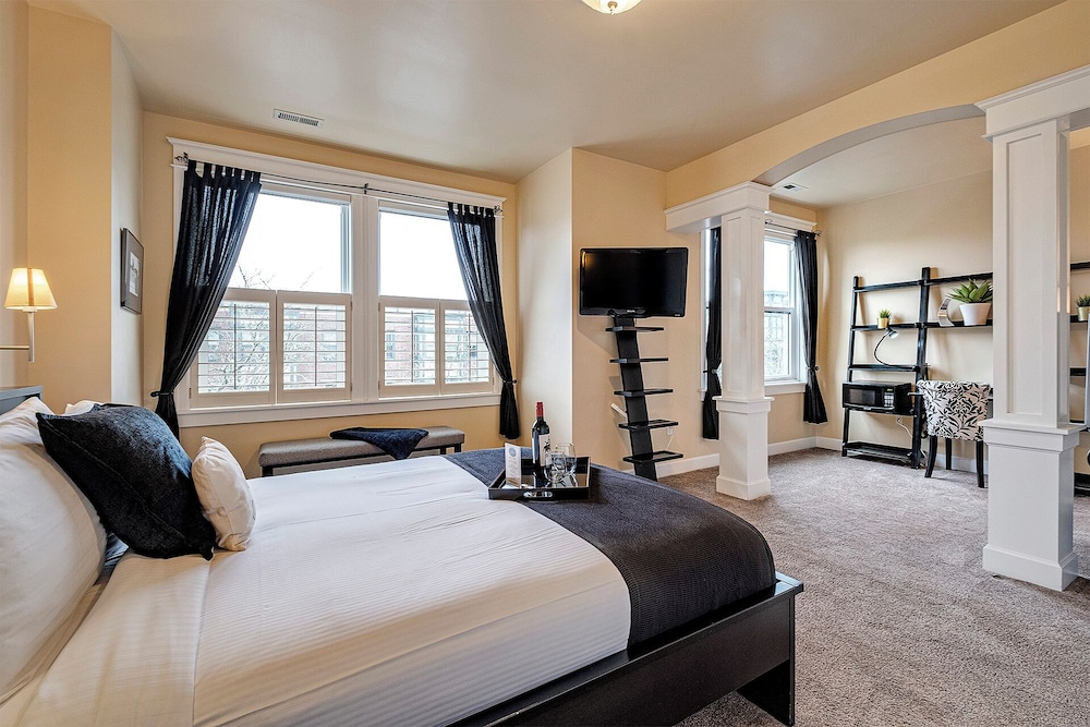 The Orenco Station Hotel - photo 50