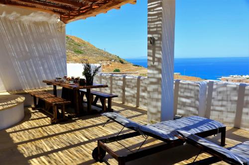 Aegean Blue Houses — Milos — photo 2