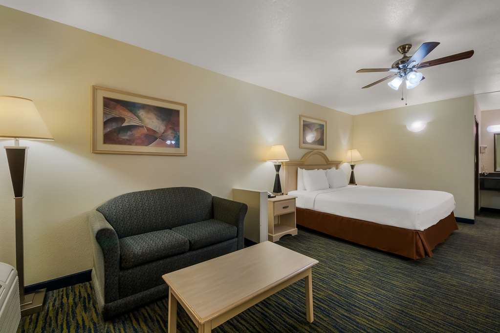SureStay Hotel by Best Western Falfurrias - photo 4