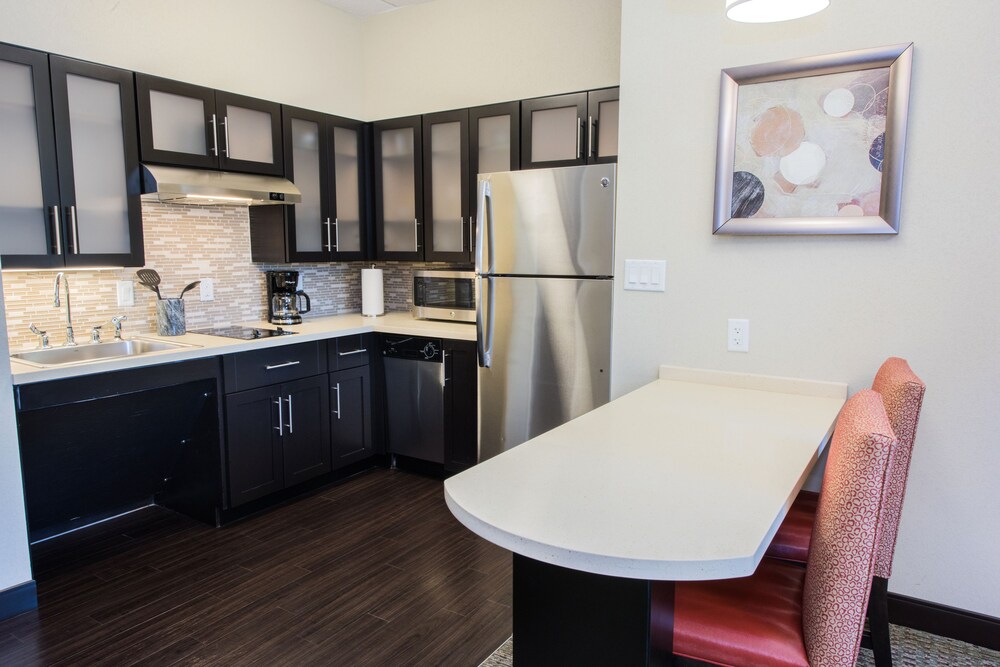 Staybridge Suites Albany Wolf Rd Colonie Center by IHG - photo 18