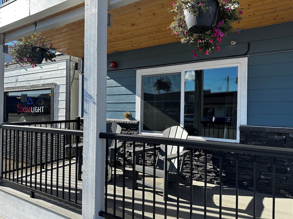 Dock Street Inn - photo 72