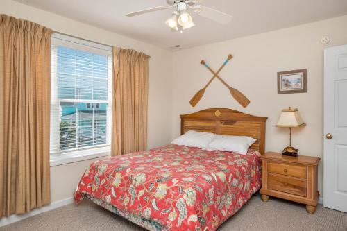 A Bit O'Heaven by Oak Island Accommodations - photo 40