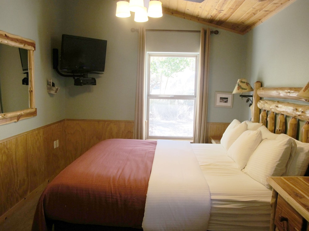 Convict Lake Resort - photo 39
