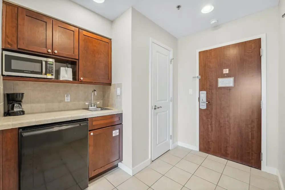 Luau Tower Two by Panhandle Getaways - photo 17