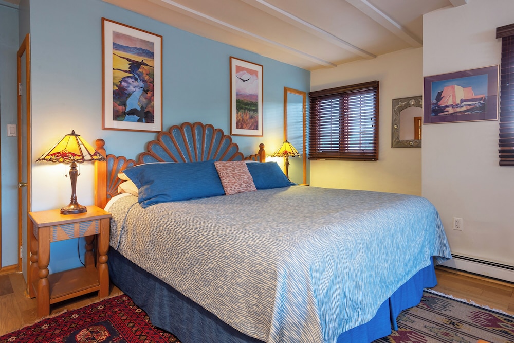 Inn on La Loma Plaza - photo 21