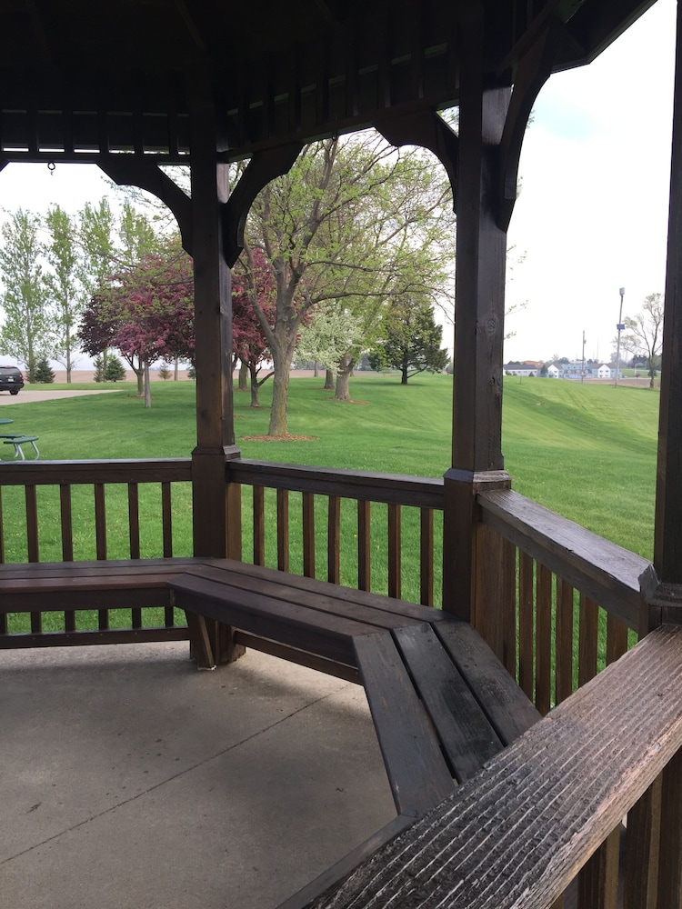 Crest Country Inn - photo 149