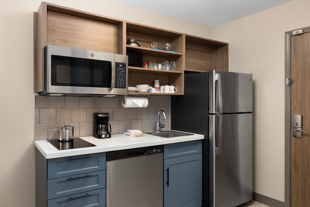 Candlewood Suites Sioux Falls by IHG - photo 12