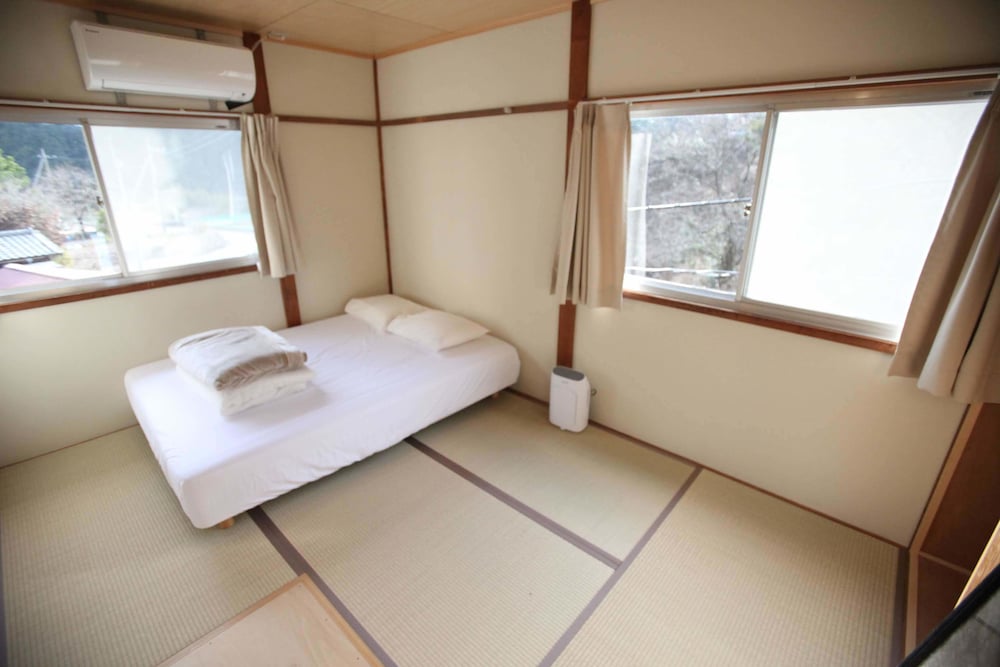 Hotel Coworking Space Gobanchi — Tono