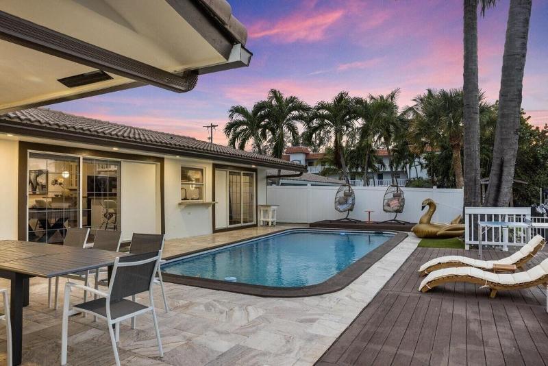Fort Lauderdale 4bd Villa Waterfront Dock Pool — 5-Star Luxury Hotel in Fort Lauderdale, United States