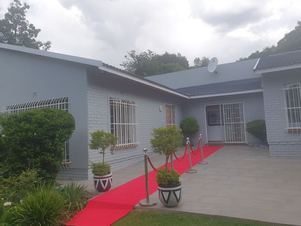 Ouklip Place in Roodepoort, South Africa