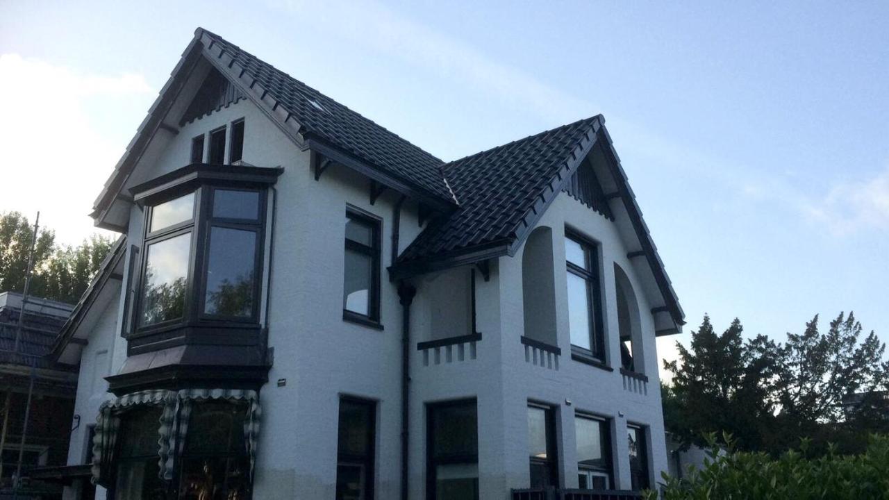 Villa Kakelbont — 4-Star Luxury Hotel in Leeuwarden, Netherlands
